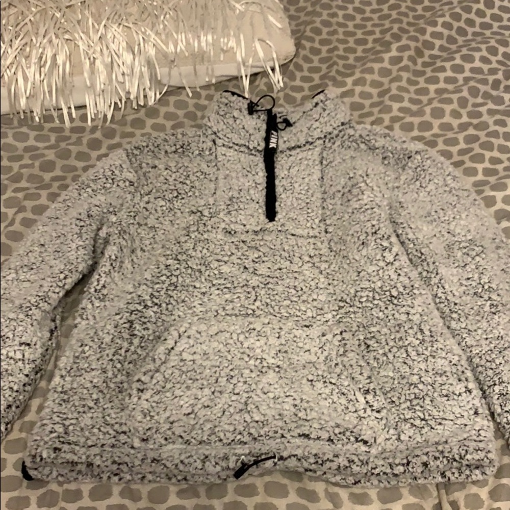 NEED TO SELL PINK Sherpa